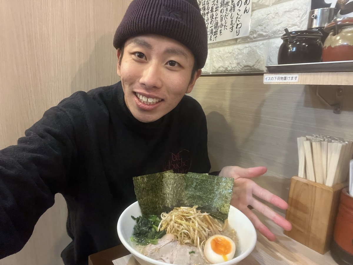 komachik1221's tweet photo. 渋谷でラーメン！美味しそう！！！ https://t.co/0btJRqeYm5
