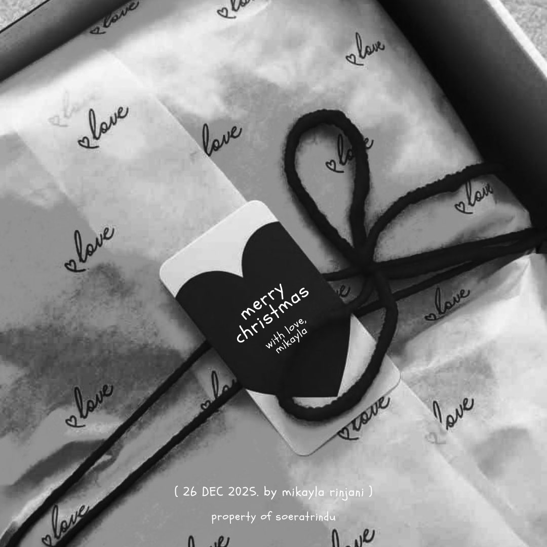 soeratrindu's tweet image. ㅤ
⠀ HO  HO  HO  HOO
⠀ MIKAYLA THE SANTA : 𝐎𝐍 𝐃𝐔𝐓𝐘!

⠀ A few Christmas gifts for the people
⠀ who made my days 100% warmer.

⠀ Merry Christmas! &amp;lt;3
️