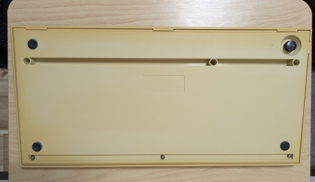 Toprenist tweet media