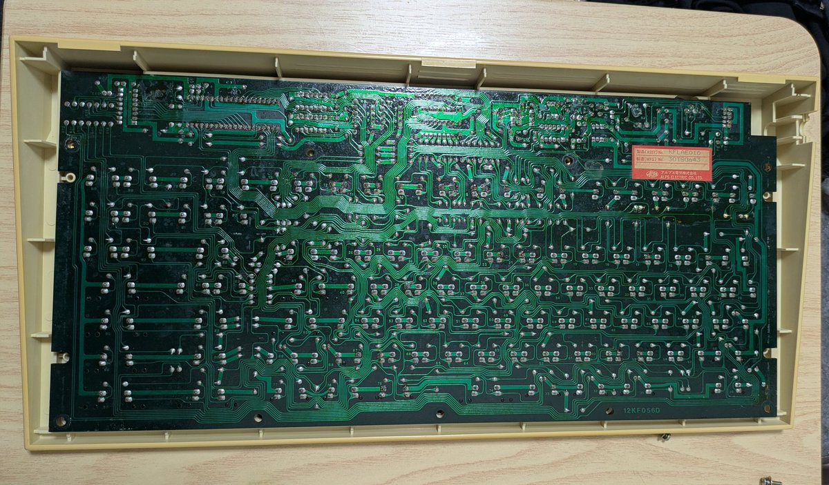 Toprenist tweet media