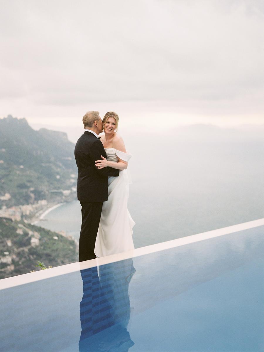 ZorzStudios's tweet image. 📰 Today's top stories, personally curated for you by Zorz Studios: zorz.it/newspaper

- An autumn #romance on the #AmalfiCoast;
- #Cameras, lenses, and photos in #Leica’s archives;
- 7 best #MP4Clip makers for effortless #VideoCreation, and more

 #ZoracleDaily #newspaper