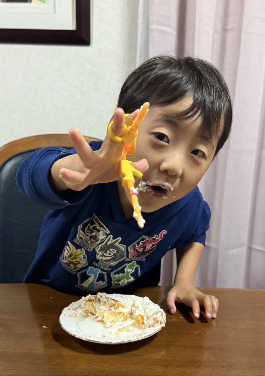 ERiKA🎶ポップロックママシンガー👩@4/19コロムLIVE🐰🍓💕 tweet media