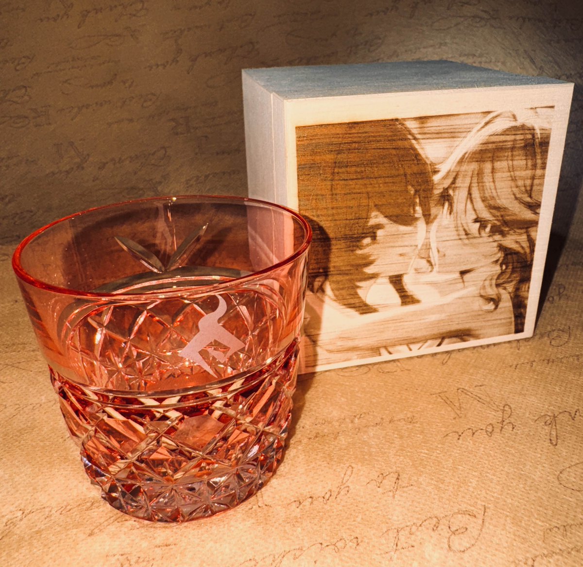 限定グラスはこういうのになります
1種類10個しかありません何卒! 