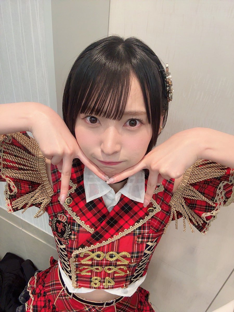 直筆サイン入り】坂川陽香 AKB48 赤チェック衣装 生写真 ホログラム