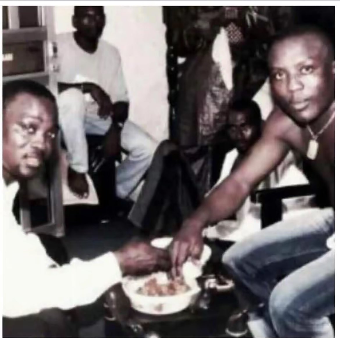 Usmanashafe's tweet image. I think I am the happiest person for Pasuma and Osupa 😊

They have worked so hard and they deserve all the flowers they are getting now