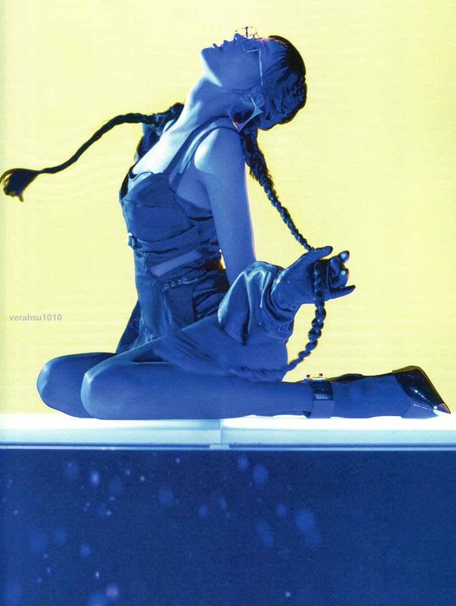 verahsu1010's tweet image. (SCAN) SUNMI "𝐇𝐄𝐀𝐑𝐓 𝐌𝐀𝐈𝐃" Album

#선미 #SUNMI #HEART_MAID #CYNICAL