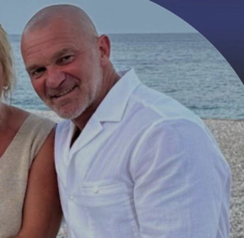 JCoupable's tweet image. 🚨 SIGNALEMENT ‼️

Patrick Bastin appelle publiquement à 
« brûler les Juifs » et fait l'apologie du terrorisme 
Sur Threads, il multiplie les publications appelant explicitement à la violence antisémite.
@NunezLaurent   @policefederale @_LICRA_  @Le_CRIF  @Arthur_Officiel 
⬇️