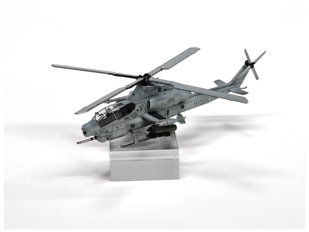 1/144 AH-1Z model kit from @warhead2008 #144scale #144スケモ