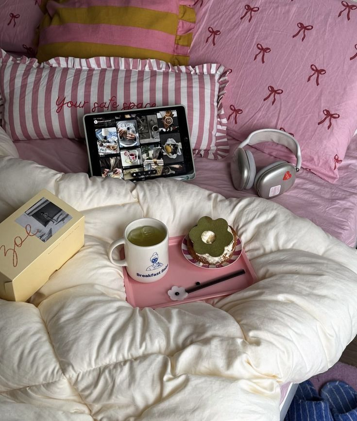 liIacdaisy's tweet image. more 'me time' in 2026