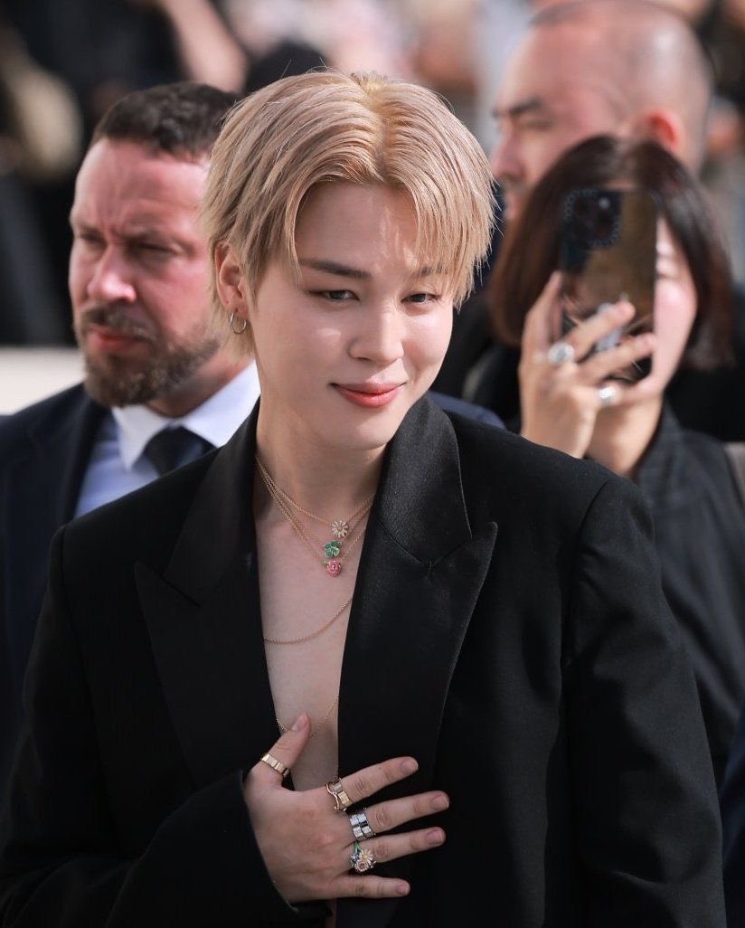 peachiikoo's tweet image. what a year to be a blondemin enthusiast 😩