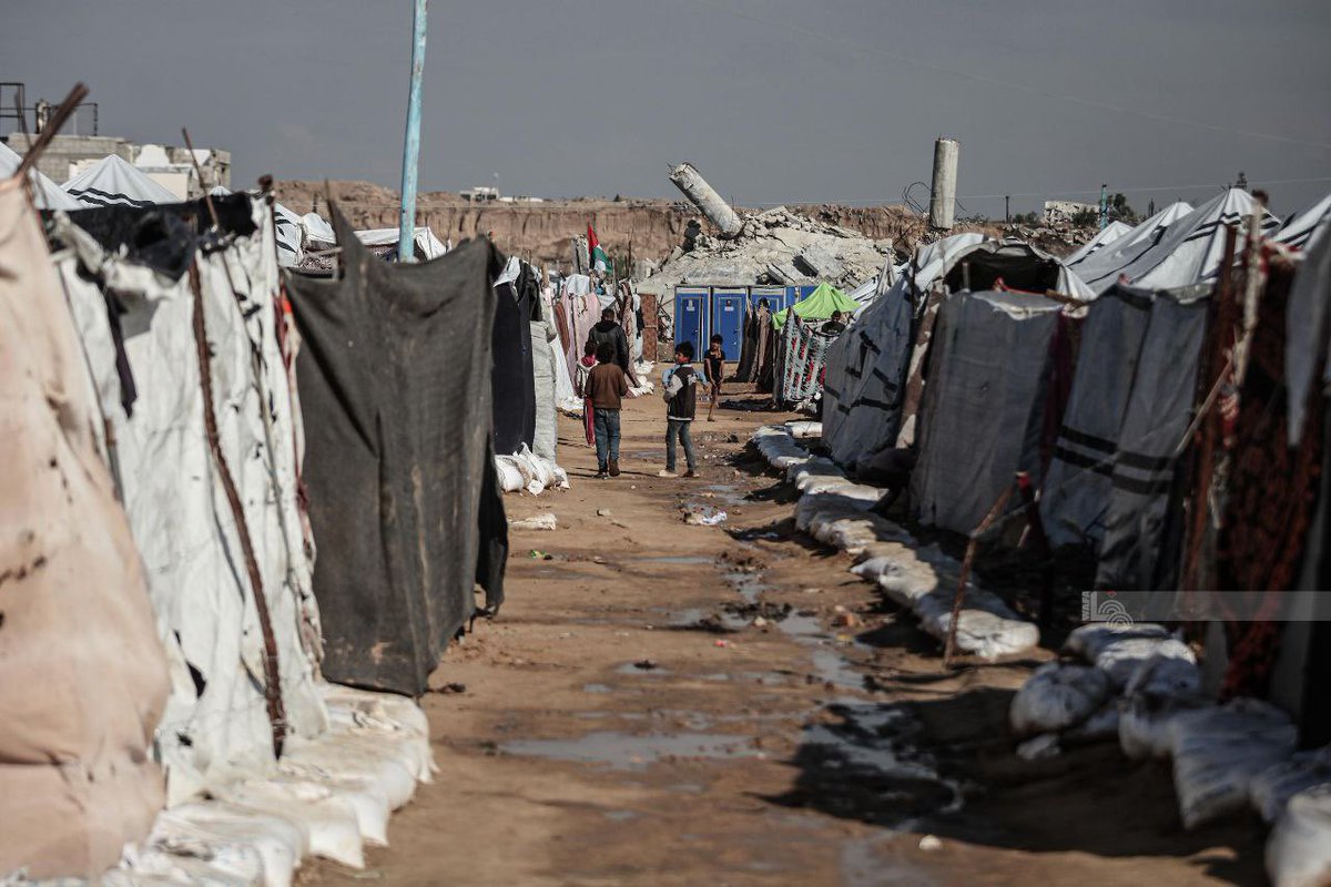 RewaaMohammed17's tweet photo. While the world celebrates the arrival of a new year,
the children of G@za spend it trembling in cold tents,
facing a harsh winter and drowning rains.
This New Year, let your gift be warmth.
A jacket or a blanket can save a child’s life.
Donate now
https://t.co/R0LvkKZUQu https://t.co/9CU56XtOJ1