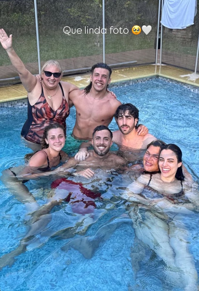 apóstoles tweet media