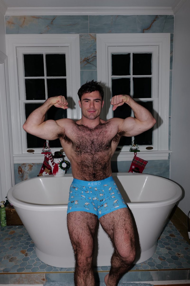 LeviConely's tweet image. ☃️