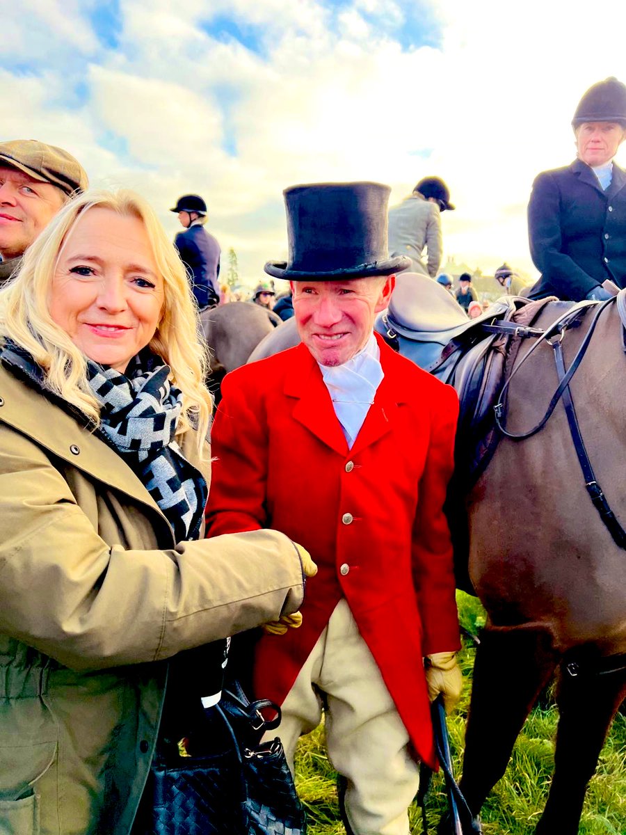 KarenReform's tweet image. Such a wonderful atmosphere in #Matching this morning at the #BoxingDay Hunt 🇬🇧 

Great to meet so many residents and see their passion for tradition 🇬🇧