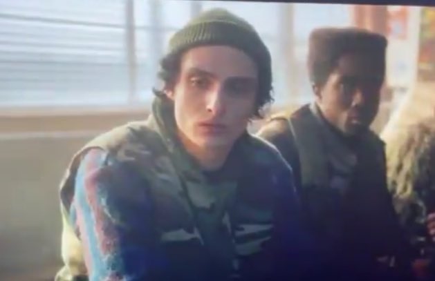 ao3byler's tweet image. MIKE WHEELER VOCÊ TEM 6 DIAS PRA JUNTAR 1+1 E ENTENDER QUE NO FINAL É 2 E NÃO 11