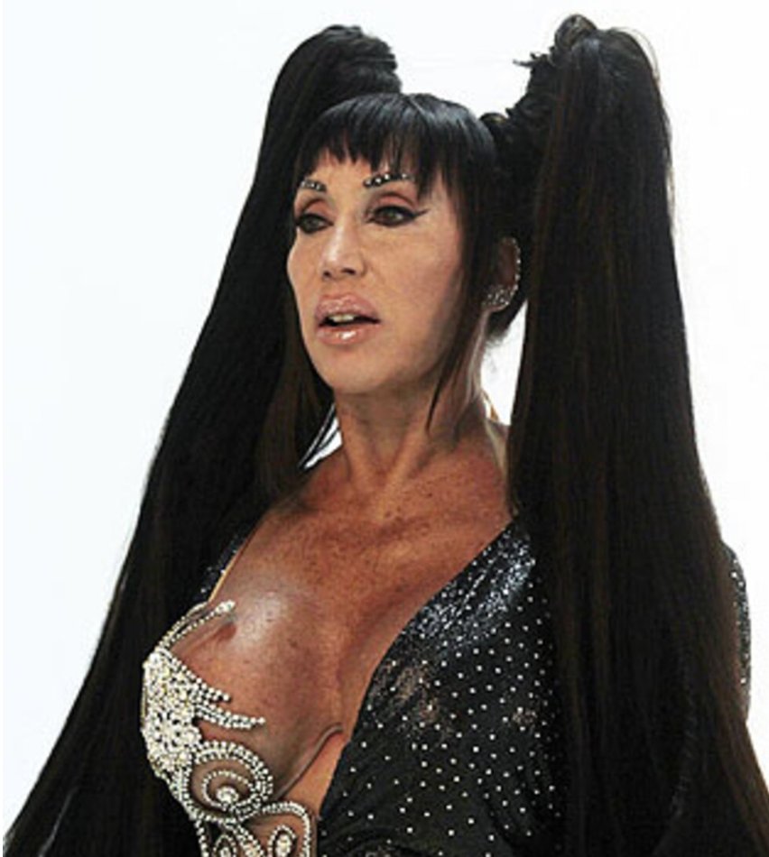 __Florentino's tweet image. que fantasía cuando Moria se hacia este pelo