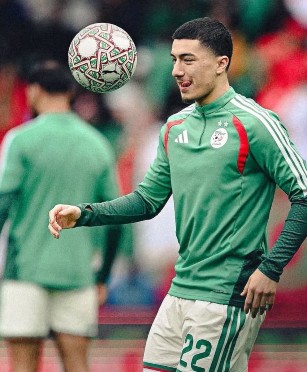 DZFOOTBALLDZ's tweet image. 🟢 Ibo Maza devrait être titulaire face au Burkina Faso ! ⚡️

🗞️@ennaharonline