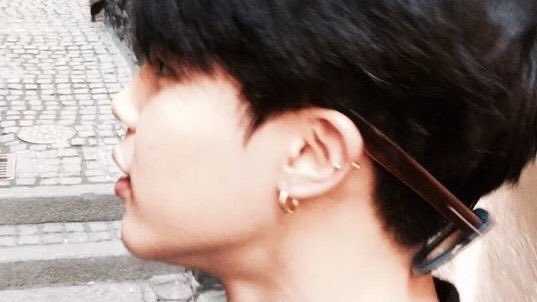 itboyfiIes's tweet image. jimin's helix piercing
