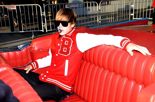 biebsdevotions's tweet image. This diva is unmatched