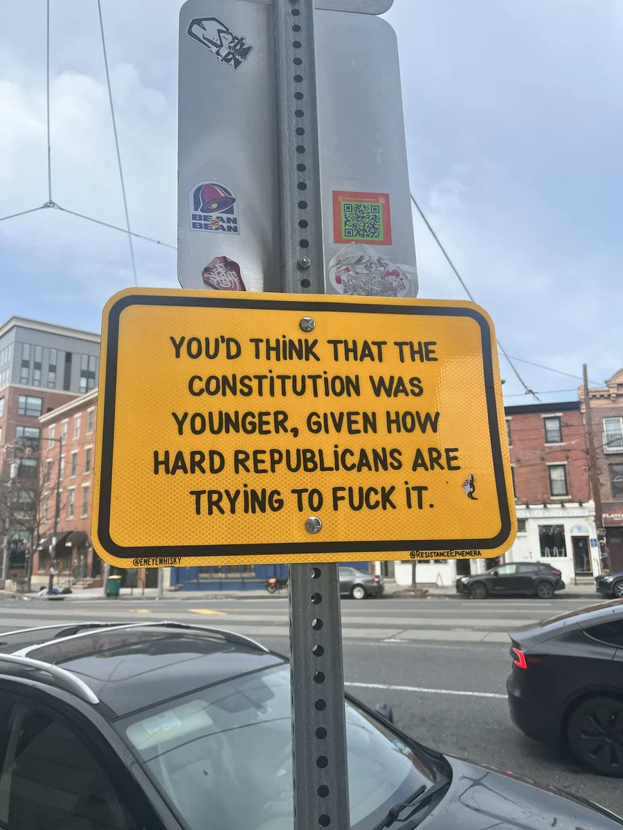 gnuman1979's tweet image. Ha!