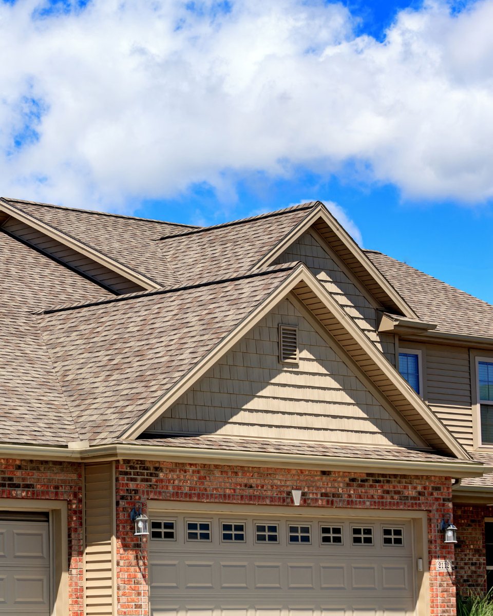 portorchardroof's tweet image. Did you know that an old or damaged #roof can invite pests into your home? Small gaps, deteriorating materials, and poor insulation make it easy for rodents, birds, and insects to find their way in. Read more on the #roofingblog: ow.ly/39Bo50XGstO