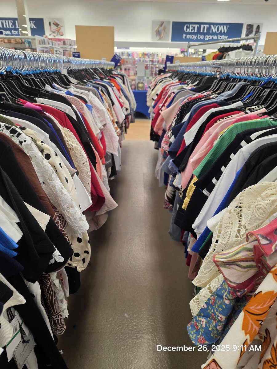 thechooz's tweet photo. @marshalls I understand the need to pack as much merchandise as possible, but it's not wheelchair accessible. At your Sunland Park location https://t.co/lczRSyNG65