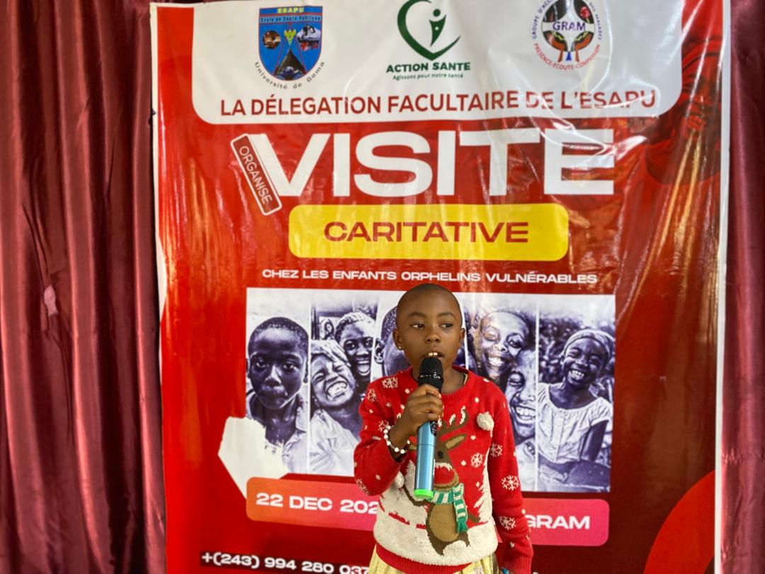 Actionsanteasbl's tweet image. À Goma, un Noël de solidarité.
@Actionsanteasbl , l’ESP/UGoma et GRAM ont partagé joie, jeux et un repas fraternel avec 70 enfants vulnérables. Sourires, espoir et zéro discrimination.
🎄 Joyeux Noël 🎄
#NoëlSolidaire #ProtectionDeLenfant #Goma #RDC @CS4MEglobal @Sidaction @Sida