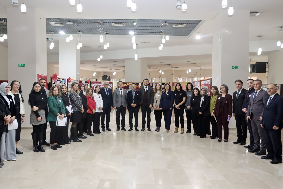 sivasmem's tweet photo. Sivas’ta eTwinning Kalite Etiketi ve eTwinning Okulu Ödül Töreni Gerçekleştirildi.

https://t.co/44GLiHAjkN

@tcmeb 
@Yusuf__Tekin 
@valisimsek 
@erdogan_fatih66 https://t.co/ZsQDpI5nW9