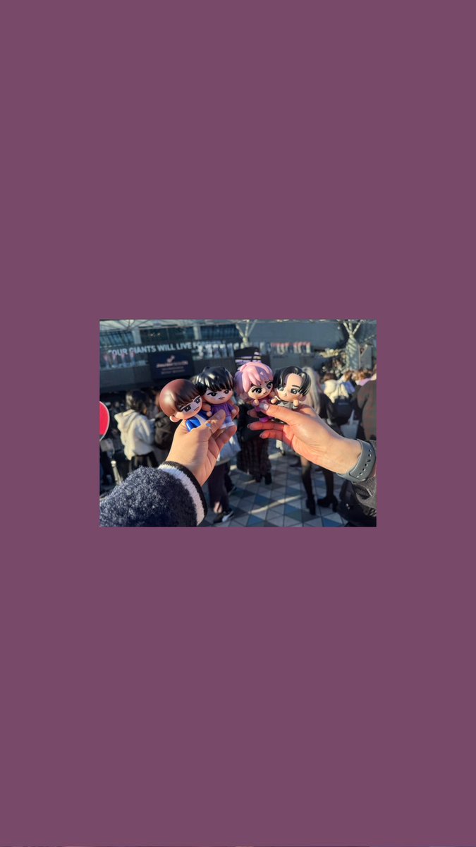 xx_fk_wt's tweet photo. .

2025.12.26〰️⛄️🏟️🚩✨

SnowMan 
Dome Tour2025〰️2026˚*.꒰ ON ꒱.*˚
参戦しましたー！！！

遂に初下手側で😭🙏
ふかざーさんに無事見下され渡辺に生足と半裸を見せられオールオッケーです！！(？？)
SnowManは人生。
明日から？今日からまた年末働きマックス…😭

#SnowMan
#SnowManDomeTour_ON https://t.co/UyA88yD2Rr