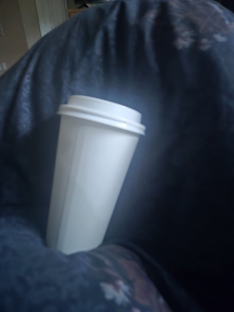 Ir ir vēl mìlīgs tas mans vīrietis.