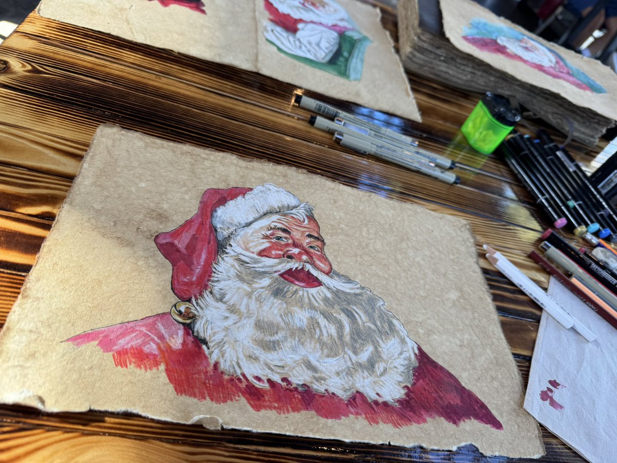 KandzerDesign's tweet image. At @DeepBrew finishing up the “SANTA” commissions.