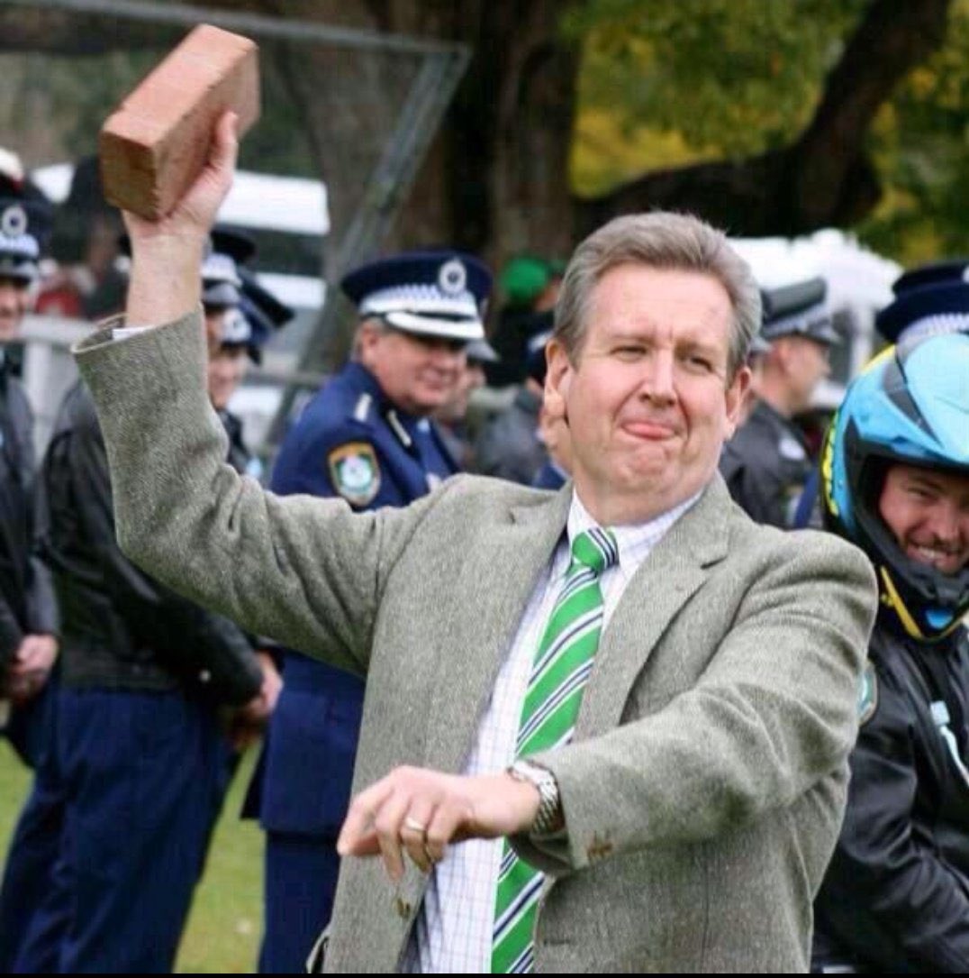 Junbugstone's tweet image. Sithole is drinking us #AFCON2025