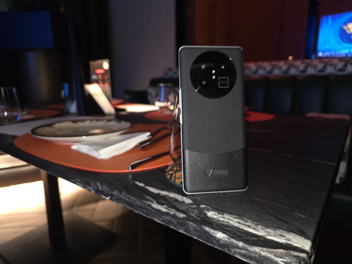 luka3ypto's tweet photo. This prototype is a quiet look at the hardware path we’ve been shaping, a secure mobile node designed to extend the @Fone_Network into the physical world 🚀 https://t.co/k03QqmzdZJ