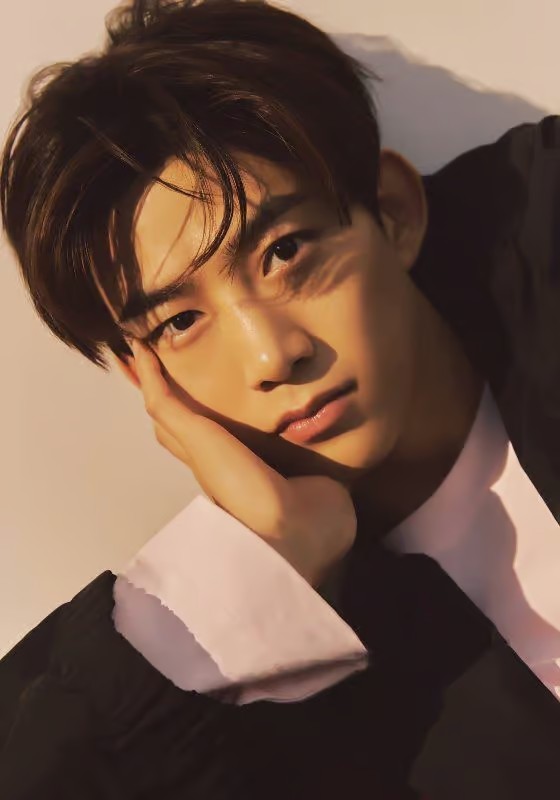TOP100KPOP's tweet image. Happy 37th birthday to TAECYEON of 2PM! 🥳🎉