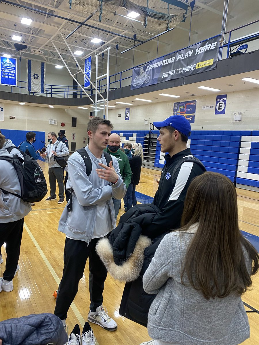 BQuillmanQcast's tweet image. .@IWUBasketball vs @YUathletics part 3 - Monday 7:30pm NYC.

#d3hoops