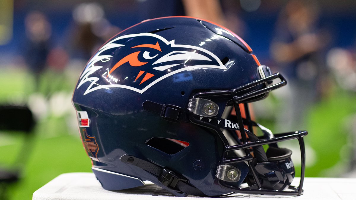 UTSA's tweet image. Today's the day! LET'S GO BOWLING!!! 🏈

SERVPRO First Responder Bowl
🆚 UTSA vs. FIU
🕖 7 p.m.
🏟️ Gerald J. Ford Stadium
📍 Dallas, Texas
📺 ESPN

In the 210? Join us at Little Woodrow's - Braun, 9840 W. Loop 1604 N.

@UTSAAthletics @UTSAFtbl @UTSAFamily @UTSAAlumni