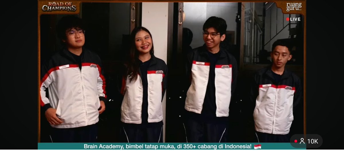 Cacaamyra's tweet photo. HAPPY FACES #RoadofChampions #RuangguruROC #ROCMalang #ROCBatu #ROCSurabaya #RoC #maxwellers #timsekop #rochenroll https://t.co/laknZk2Rk5