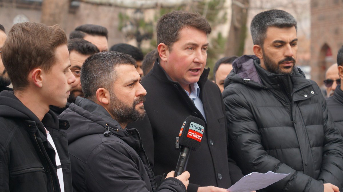 📍 Basın Açıklamamızı Gerçekleştirdik

Gazze’de yaşananlar bir gündem değil, bir insanlık sınavıdır.
İki yılı aşkın süredir süren yıkım, ölümler ve açlık normalleştirilemez.

Hep birlikte meydanlardayız;

🗓️ 1 Ocak | ⏰ 08.30
📍 Galata Köprüsü

#1OcaktaGalatada