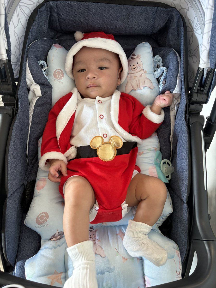 pu261's tweet image. คริสตะมาดดดดด