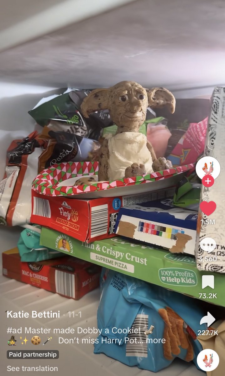 justmpx's tweet image. มันมี viral อันนิจากตปทๆ ที่คุณเค้าปั้นคุกกี้ด้อบบี้ เอาใส่ตู้เย็น แล้วก็เอามาอบ ด้อบบี้คอหักคาเตา ท้อปคอมเม้นบอกว่า “คุณกล้าดียังไงที่ทำให้เราดูด้อบบี้ตายสองรอบ” และน้องดังทำให้ฉันได้ดูด้อบบี้ตายเป็นครั้งที่สาม แบนคาเตาอบ 😭😭