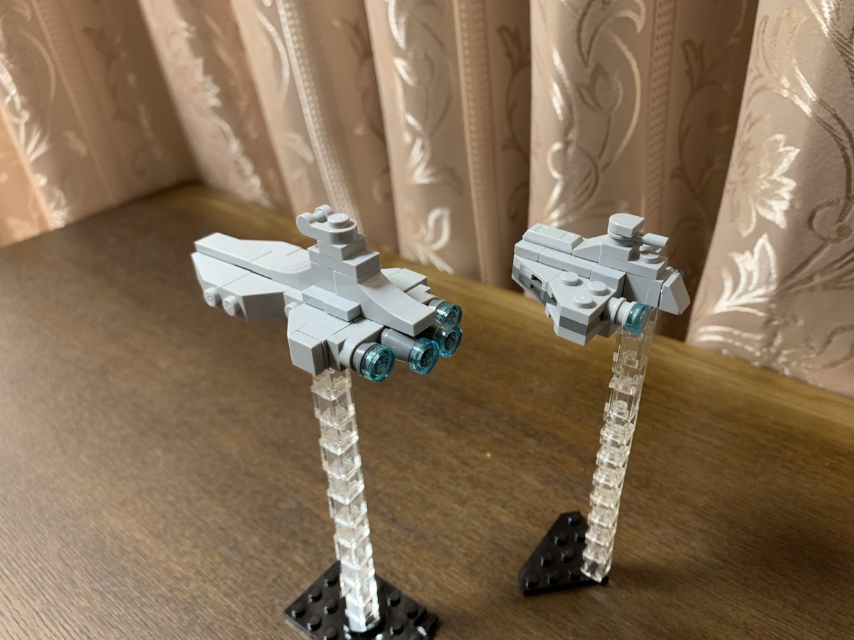 Imperial_fleet_'s tweet photo. 同スケールでアクラメイター級・アサルト・シップを作りました🔨 https://t.co/H5mfwpFLwx