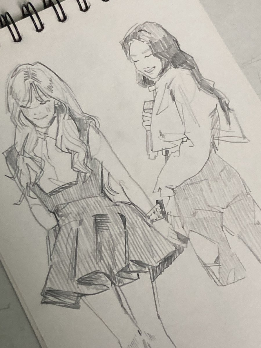 lifeisself89's tweet photo. 태연 크로키 이모저모 https://t.co/WPU7XV4MDH