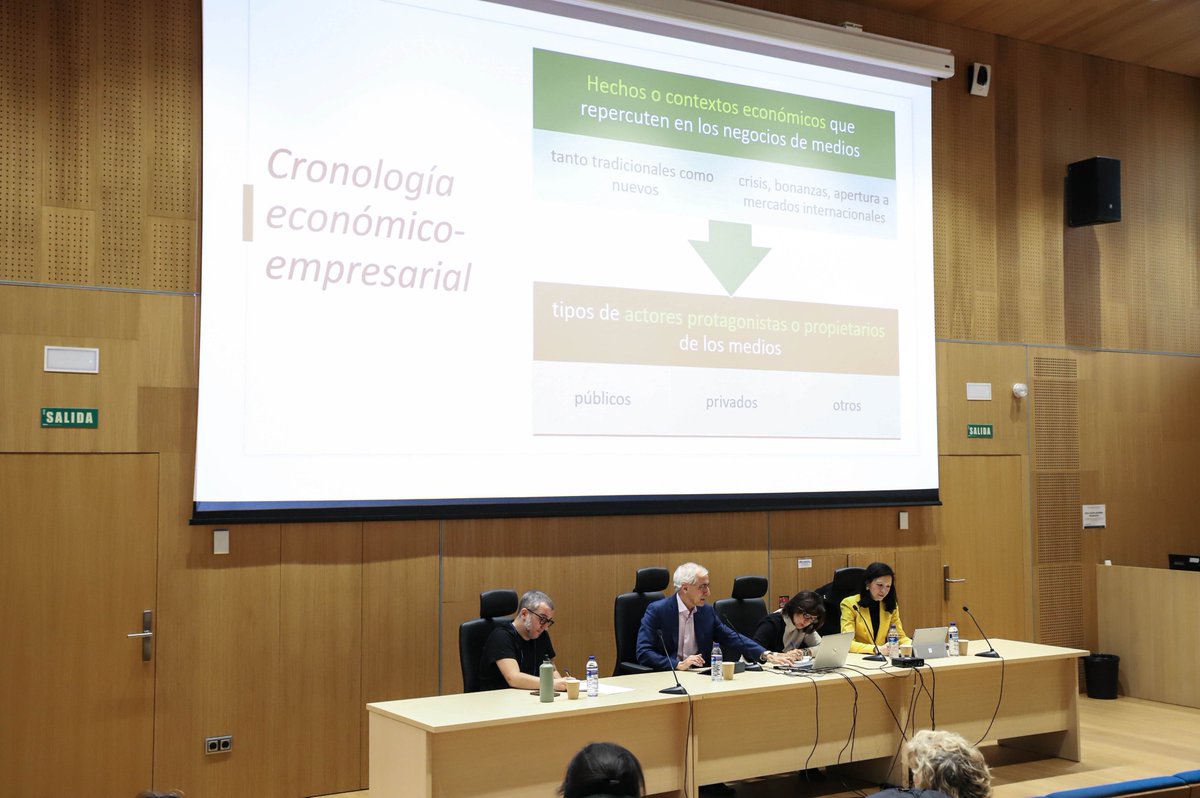 AsHisCom tweet media