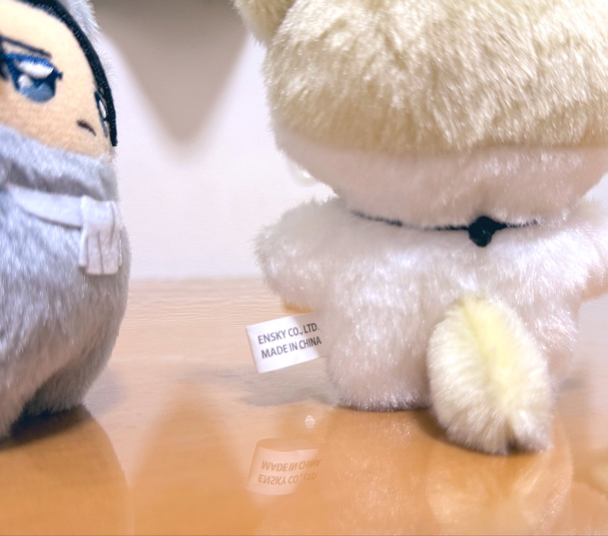 ループタイがちゃんと結びつけられててちょっと稼働する。ちみびんのループタイ着けるお仕事したい。