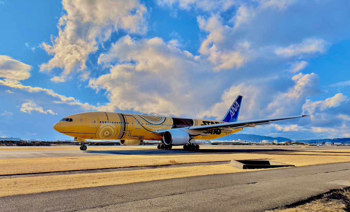 JL_ITM001's tweet photo. 今日のたくあん　#ANA #飛行機　#飛行機好き　#スターウォーズジェット https://t.co/wK59q9GbkQ