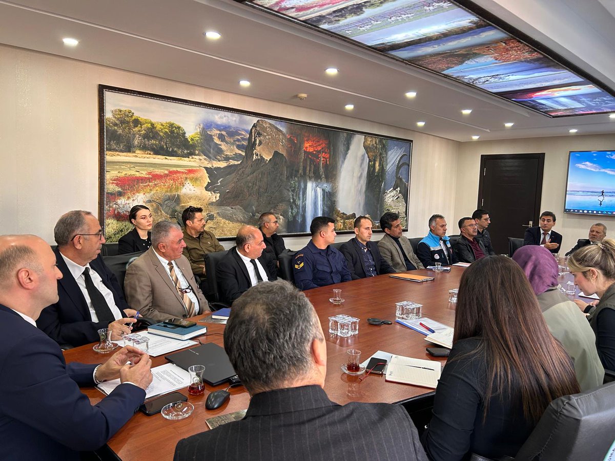 Adana ili Mahalli Sulak Alan Komisyonu  2025 yılı toplantısı Adana Vali Yardımcısı Sn. Hasan BALCI Başkanlığında Bölge Müdür Yardımcısı Yavuz ARSLAN'ın katılımıyla gerçekleştirildi. Toplantıda ilimizdeki sulak alanların güncel durumları değerlendirildi.