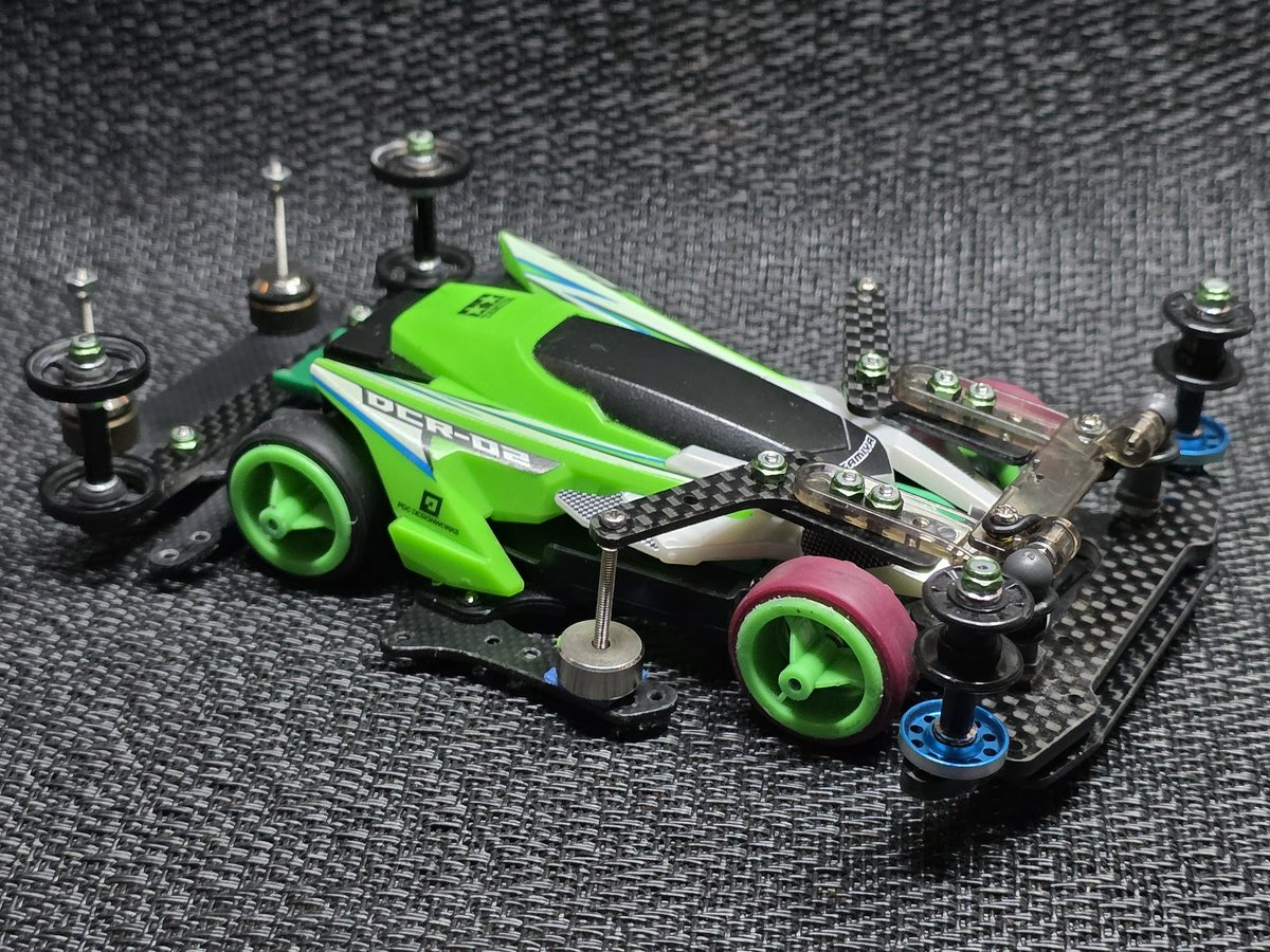 hoch0907's tweet photo. 最新の規制に基づくMEマシン
#ミニ四駆 #mini4wd #ストッククラス #bmaxgp https://t.co/yOZqLQUwQ1