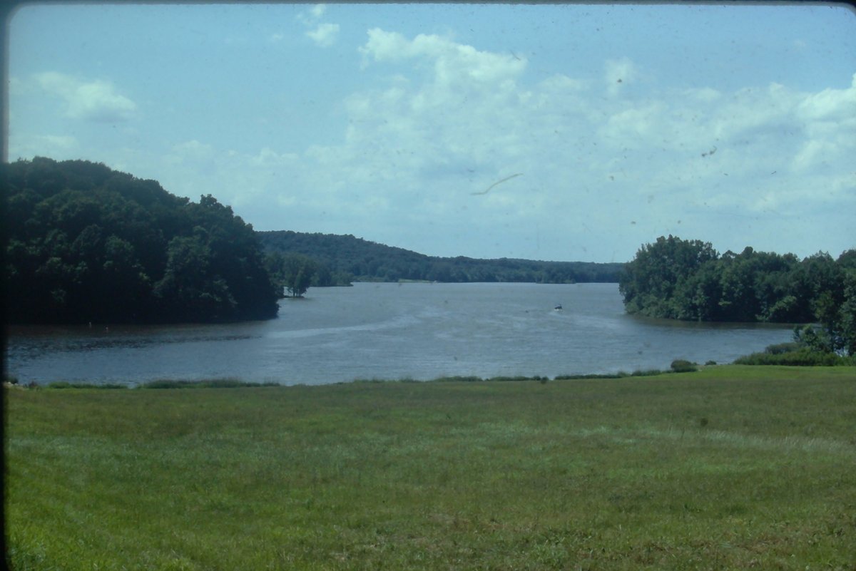 AshlandSWCD's tweet image. Oh man, those days on Charles Mill Lake in 1987 were absolutely epic! 🚤☀️ Summer needs to hurry back so we can hit the water again! #flashbackfriday #boatingadventures