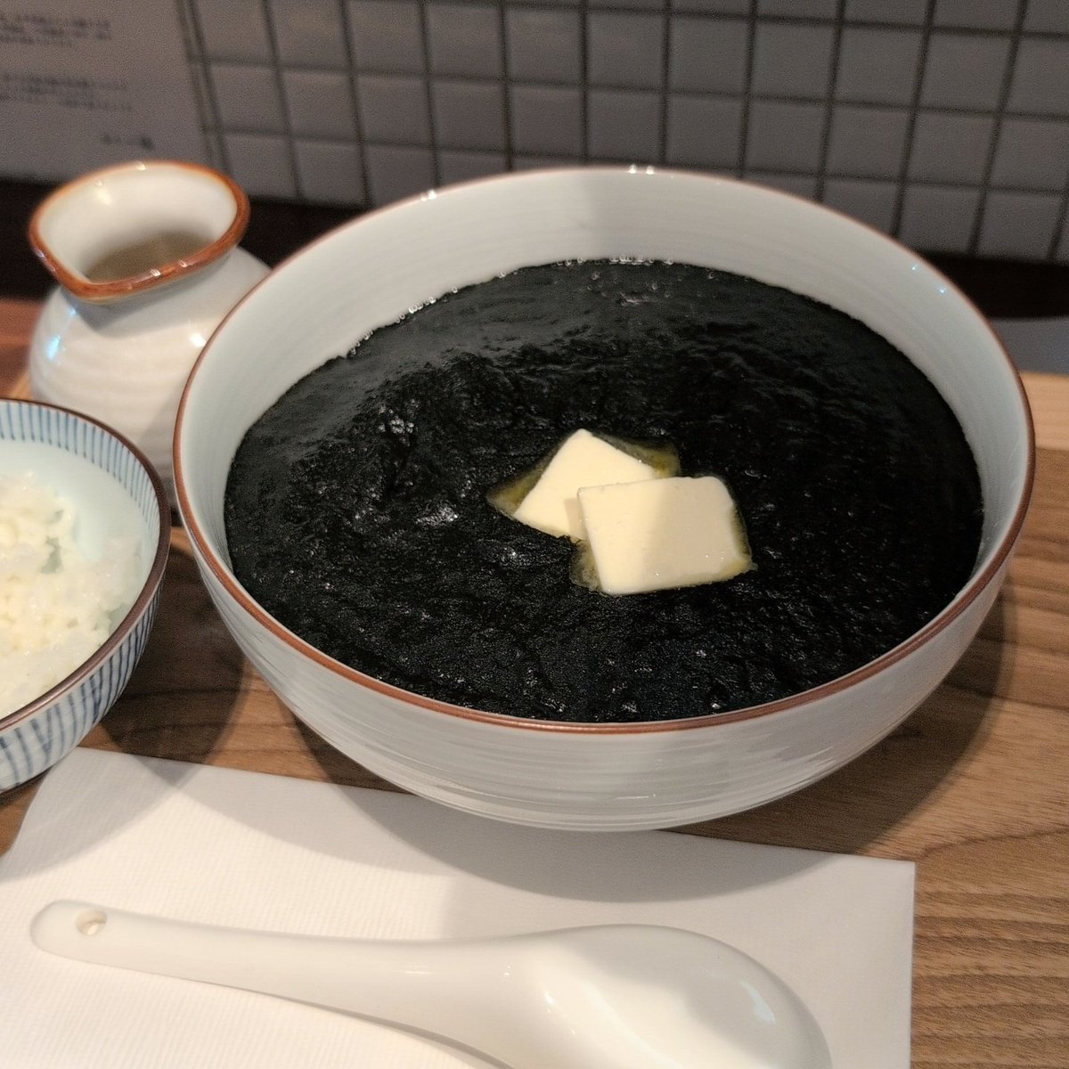 Sakatsu_2010's tweet photo. 黒いねぇ https://t.co/iFqxjlMKmd