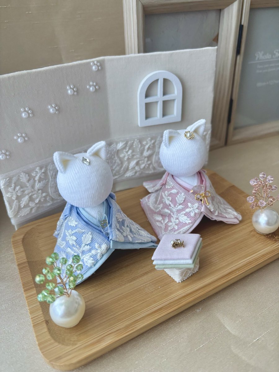 遊び心いっぱいの
ねこひな人形もできました🐾🩷

12月27日10時からminneにて🐈